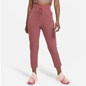 NWT Nike Bliss Luxe 7/8 Trouser Training Pants